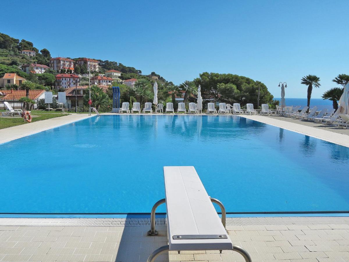 Apartment Le Margherite - Slr261 By Interhome Costarainera Exterior foto
