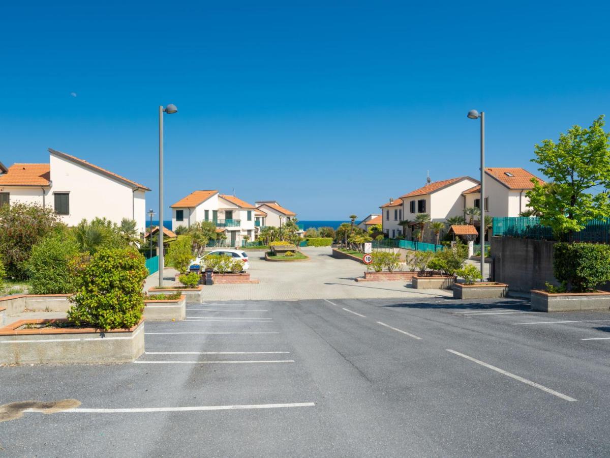 Apartment Le Margherite - Slr261 By Interhome Costarainera Exterior foto